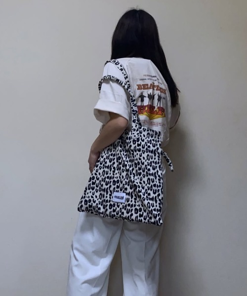 The Beatles(ザビートルズ)の「【別注】THE BEATLES ザ ビートルズ HELPラグランTシャツ(Tシャツ/カットソー・メンズ・オフホワイト/その他2/ネイビー/その他1・M/LL/L)」の6枚目の写真