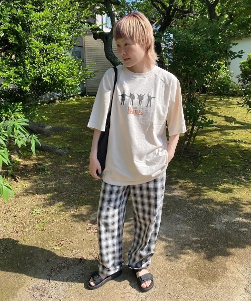 The Beatles(ザビートルズ)の「【別注】THE BEATLES ザ ビートルズ HELPラグランTシャツ(Tシャツ/カットソー・メンズ・オフホワイト/その他2/ネイビー/その他1・M/LL/L)」の10枚目の写真