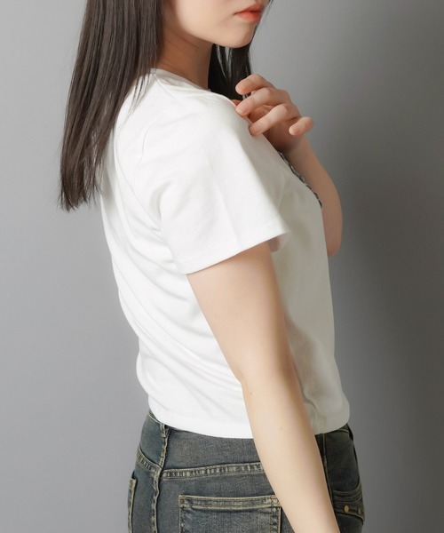 SPINNS（スピンズ）の「半袖ピタTシャツ/デニムワッペン（Tシャツ/カットソー・レディース・カーキ/レッド/オフホワイト/ブラック/ブルー系その他/ホワイト系その他・ONESIZE）」の10枚目の写真