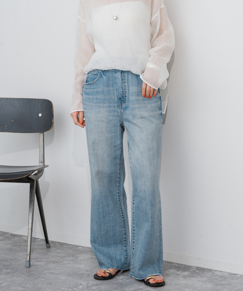 Spick & Span(スピックアンドスパン)の「RED CARD TOKYO / レッドカード トーキョー MANOA(デニムパンツ・レディース・スカイブルー/ブルー・23/24/25/26)」の3枚目の写真
