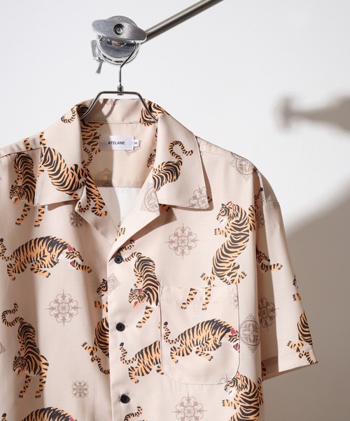 ATELANE（アテレーン）の「ATELANE ルーズシルエット総柄開襟アロハシャツ（シャツ/ブラウス・レディース・ブラック/グレー/ブルー/ワイン/グリーン/ブラック系1/ベージュ/ブラック系/ネイビー/アイボリー/ネイビー系/ベージュ系/ブラウン/アイボリー系・M/L/XL）」の7枚目の写真