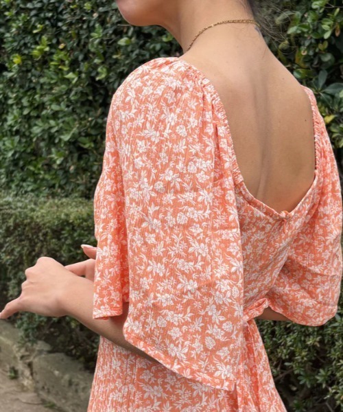 ROXY（ロキシー）の「MERCADO MINI CRINKLE/ロキシーワンピース（ワンピース・レディース・オレンジ・MEDIUM/X-SMALL/SMALL）」の4枚目の写真
