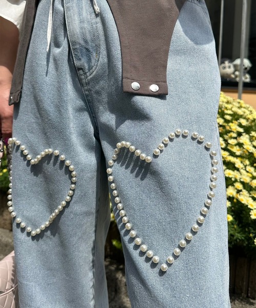 Alley Tokyo（アリートーキョー）の「キラキラビジュ―＆ハートデニム（デニムパンツ・レディース・ブルー系その他/サックスブルー・FREE）」の3枚目の写真