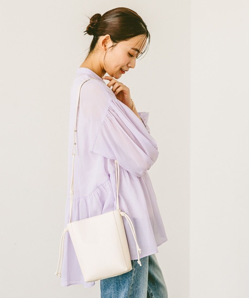 GLOBAL WORK(グローバルワーク)の「スペ軽3ROOMショルダー/325957(ショルダーバッグ・レディース・ベージュ系その他2/シルバー/イエロー/アイボリー/ブラック/レッド・ONE SIZE)」の9枚目の写真