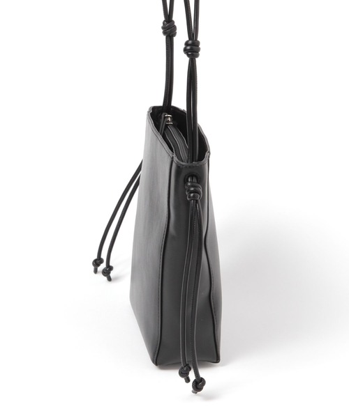 GLOBAL WORK(グローバルワーク)の「スペ軽3ROOMショルダー/325957(ショルダーバッグ・レディース・ベージュ系その他2/シルバー/イエロー/アイボリー/ブラック/レッド・ONE SIZE)」の14枚目の写真