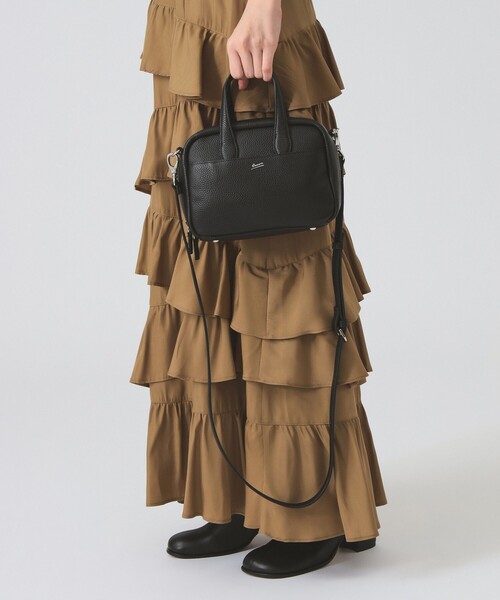 Ray BEAMS（レイビームス）の「【別注】BEAURE / ボストンバッグ S（トートバッグ・レディース・ブラック・ONE SIZE）」の4枚目の写真