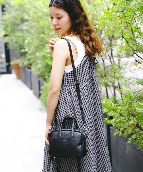 Ray BEAMS（レイビームス）の「【別注】BEAURE / ボストンバッグ S（トートバッグ・レディース・ブラック・ONE SIZE）」の13枚目の写真