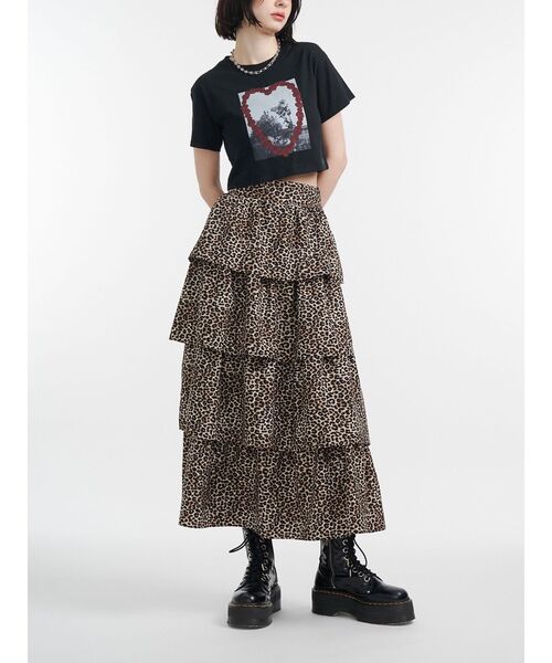 jouetie(ジュエティ)の「フラワーフォトフィットTシャツ(Tシャツ/カットソー・レディース・オフホワイト/ブラック/ベージュ・MEDIUM)」の12枚目の写真