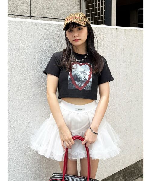 jouetie(ジュエティ)の「フラワーフォトフィットTシャツ(Tシャツ/カットソー・レディース・オフホワイト/ブラック/ベージュ・MEDIUM)」の20枚目の写真