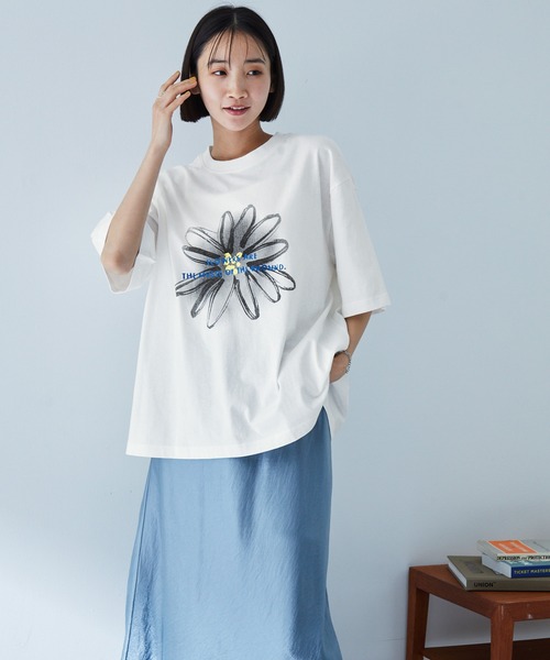 MONO-MART（モノマート）の「グラフィックプリント アソート 半袖Tシャツ（Tシャツ/カットソー・レディース・スミクロ/ホワイト系/ホワイト系1/ブラック系/ライトピンク/オフホワイト・M/L）」の18枚目の写真