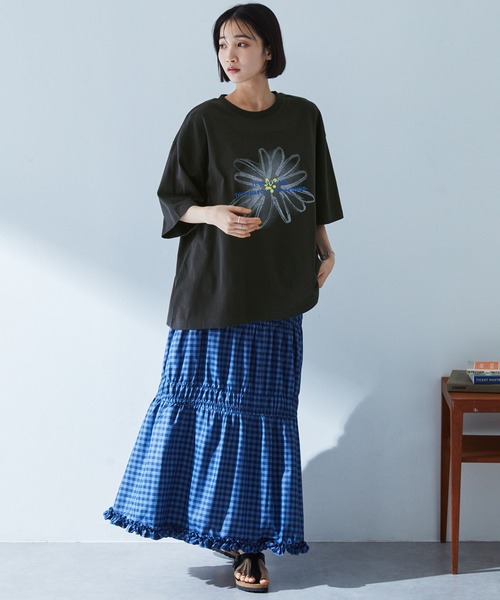 MONO-MART（モノマート）の「グラフィックプリント アソート 半袖Tシャツ（Tシャツ/カットソー・レディース・スミクロ/ホワイト系/ホワイト系1/ブラック系/ライトピンク/オフホワイト・M/L）」の10枚目の写真