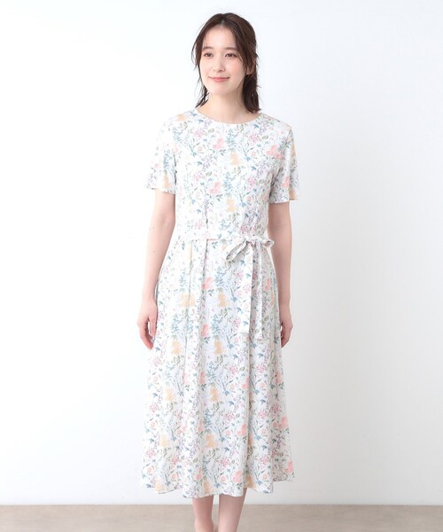LAURA ASHLEY(ローラアシュレイ)の「【ギフトにおすすめ!コットン100%/日本製/ウエストリボン付き】エルストン ガーデン柄ワンピース(ワンピース・レディース・ホワイト系3/ネイビー系・40/38)」の14枚目の写真