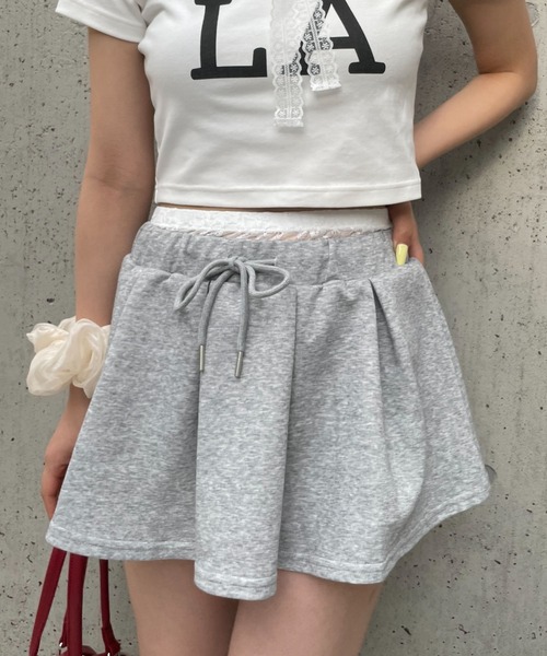 FOREVER 21(フォーエバー トゥエンティーワン)の「【2025SS】ウエストレースミニスカート(スカート・レディース・ブラック/グレー・SMALL/MEDIUM)」の1枚目の写真
