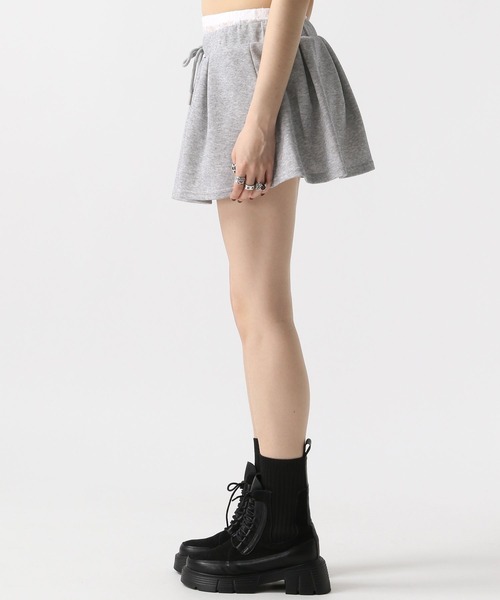 FOREVER 21(フォーエバー トゥエンティーワン)の「【2025SS】ウエストレースミニスカート(スカート・レディース・ブラック/グレー・SMALL/MEDIUM)」の9枚目の写真