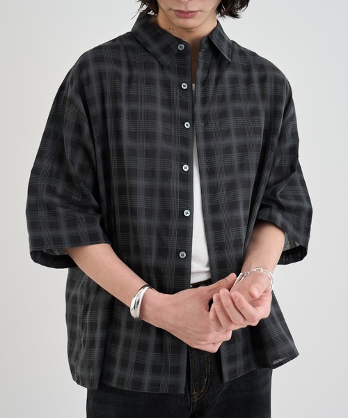 SINSS(シンス)の「Ombre check HS Shirt / オンブレチェックシャツ(半袖)(シャツ/ブラウス・メンズ・ネイビー/ブラック/ブラック系その他・MEDIUM/SMALL/X-SMALL/LARGE)」の10枚目の写真