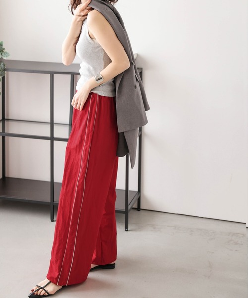 AMELY(エミリー)の「サイドライン ワイドパンツ(その他パンツ・レディース・レッド/ホワイト/ネイビー/ブラック・フリー)」の20枚目の写真