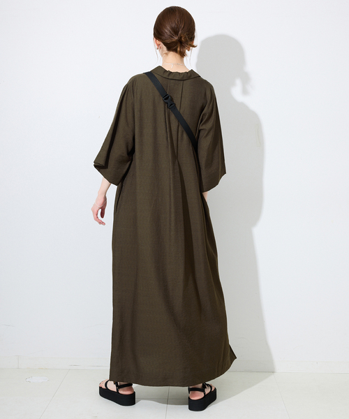 SLOBE IENA(スローブイエナ)の「リネン混リラックススキッパーワンピース(ワンピース・レディース・カーキ/ブルー系その他・36/38)」の7枚目の写真
