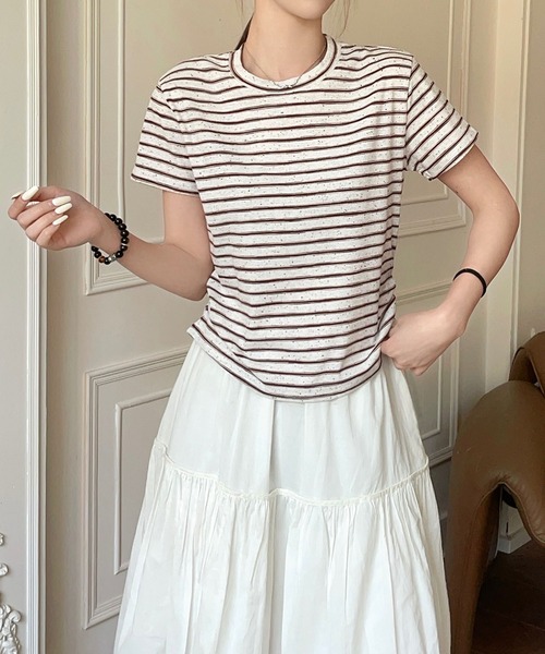 aimoha(アイモハ)の「ボーダー柄 半袖Tシャツ(Tシャツ/カットソー・レディース・グレー/ブラック/レッド/ベージュ・FREE)」の17枚目の写真