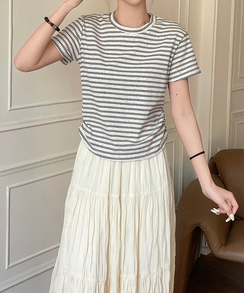 aimoha(アイモハ)の「ボーダー柄 半袖Tシャツ(Tシャツ/カットソー・レディース・グレー/ブラック/レッド/ベージュ・FREE)」の11枚目の写真