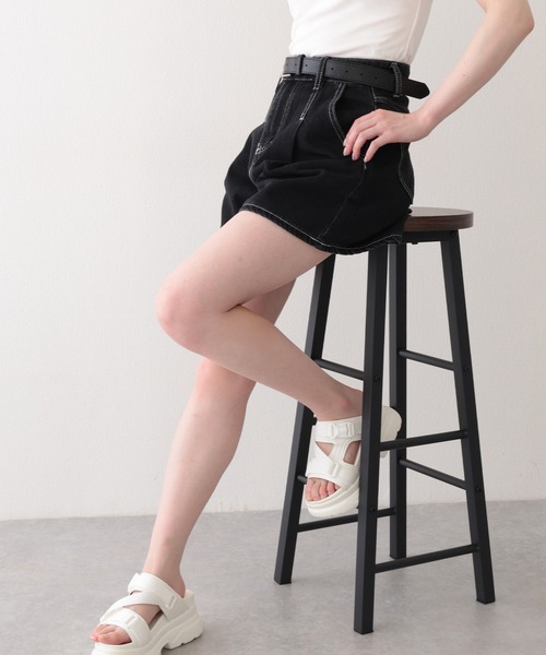 Lace Ladies（レースレディース）の「タック ステッチ入り ハイウエスト Aライン デニム ショートパンツ（デニムパンツ・レディース・ネイビー/ブラック/アイボリー・XS/S/M/L/XL）」の18枚目の写真