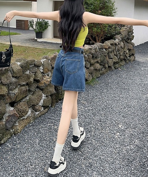 Lace Ladies（レースレディース）の「タック ステッチ入り ハイウエスト Aライン デニム ショートパンツ（デニムパンツ・レディース・ネイビー/ブラック/アイボリー・XS/S/M/L/XL）」の21枚目の写真