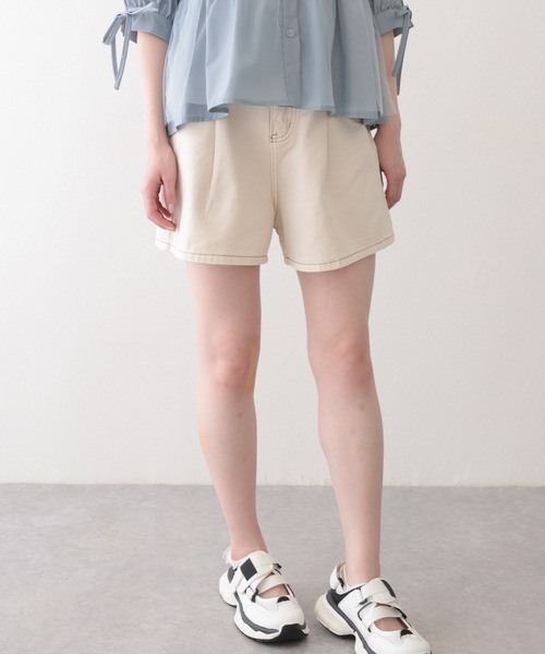 Lace Ladies（レースレディース）の「タック ステッチ入り ハイウエスト Aライン デニム ショートパンツ（デニムパンツ・レディース・ネイビー/ブラック/アイボリー・XS/S/M/L/XL）」の5枚目の写真