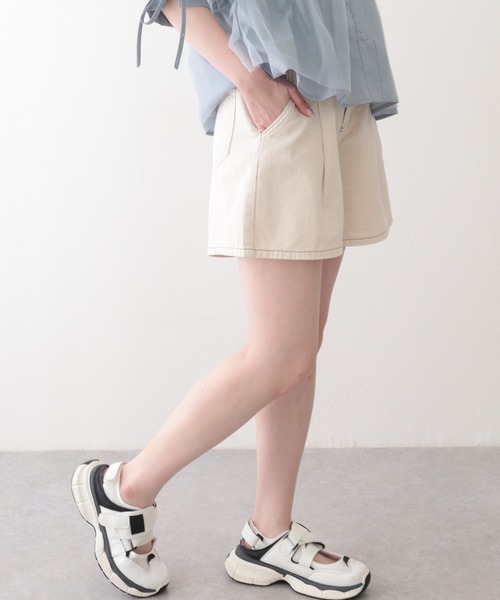 Lace Ladies（レースレディース）の「タック ステッチ入り ハイウエスト Aライン デニム ショートパンツ（デニムパンツ・レディース・ネイビー/ブラック/アイボリー・XS/S/M/L/XL）」の6枚目の写真