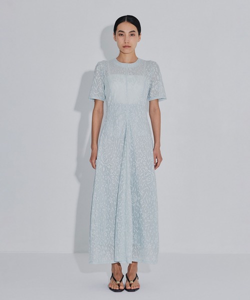 PHOTOCOPIEU(フォトコピュー)の「【PHOTOCOPIEU/フォトコピュー】別注 FLOWER JAQUARD SHORT SLEEVE DRESS/フラワージャガード半袖ワンピース(ワンピース・レディース・ライトブルー/ダークネイビー/イエロー・36/38)」の6枚目の写真