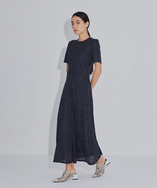 PHOTOCOPIEU(フォトコピュー)の「【PHOTOCOPIEU/フォトコピュー】別注 FLOWER JAQUARD SHORT SLEEVE DRESS/フラワージャガード半袖ワンピース(ワンピース・レディース・ライトブルー/ダークネイビー/イエロー・36/38)」の15枚目の写真