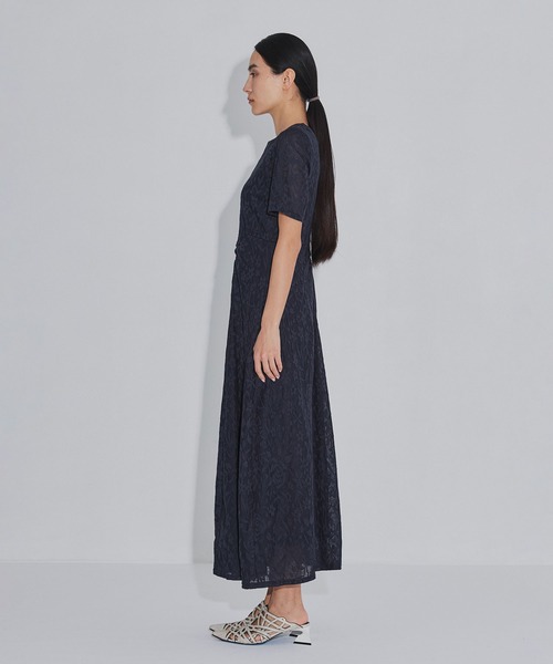 PHOTOCOPIEU(フォトコピュー)の「【PHOTOCOPIEU/フォトコピュー】別注 FLOWER JAQUARD SHORT SLEEVE DRESS/フラワージャガード半袖ワンピース(ワンピース・レディース・ライトブルー/ダークネイビー/イエロー・36/38)」の17枚目の写真