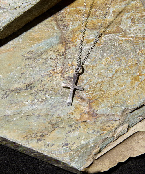 HARIM(ハリム)の「HARIM ハリム / CHARM CROSS PENDANT シルバー925クロスネックレス オキシデーション / HRPM003 OX(ネックレス・メンズ・シルバー・FREE)」の7枚目の写真
