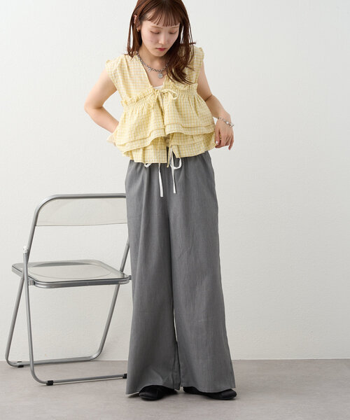 w closet（ダブルクローゼット）の「【６色展開】マルチWAYフリルブラウス（シャツ/ブラウス・レディース・ブルー/アイボリー/ブラック/ピンク/ブラウン/イエロー・FREE）」の22枚目の写真