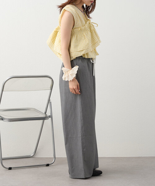 w closet（ダブルクローゼット）の「【６色展開】マルチWAYフリルブラウス（シャツ/ブラウス・レディース・ブルー/アイボリー/ブラック/ピンク/ブラウン/イエロー・FREE）」の21枚目の写真