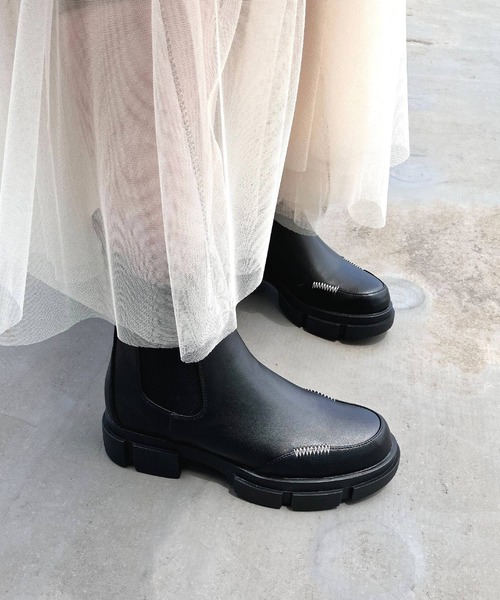 Q(キュー)の「サイドゴアブーツ(ブーツ・レディース・ブラック・23.5)」の4枚目の写真