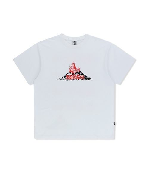 YESEYESEE(イエスアイシー)の「Volcanic Eruption Tee(Tシャツ/カットソー・メンズ・チャコール/グレー/ホワイト・S/M/L/XL)」の2枚目の写真