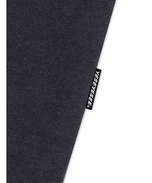 YESEYESEE(イエスアイシー)の「Volcanic Eruption Tee(Tシャツ/カットソー・メンズ・チャコール/グレー/ホワイト・S/M/L/XL)」の15枚目の写真