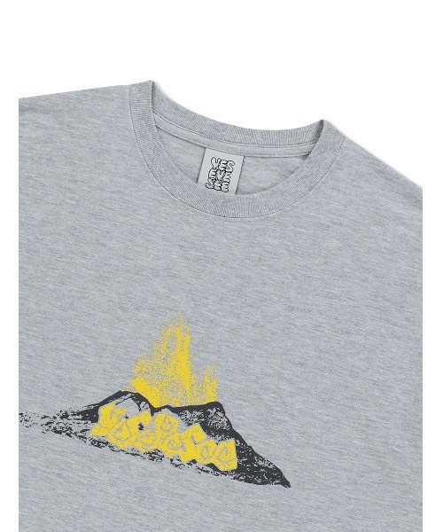 YESEYESEE(イエスアイシー)の「Volcanic Eruption Tee(Tシャツ/カットソー・メンズ・チャコール/グレー/ホワイト・S/M/L/XL)」の12枚目の写真