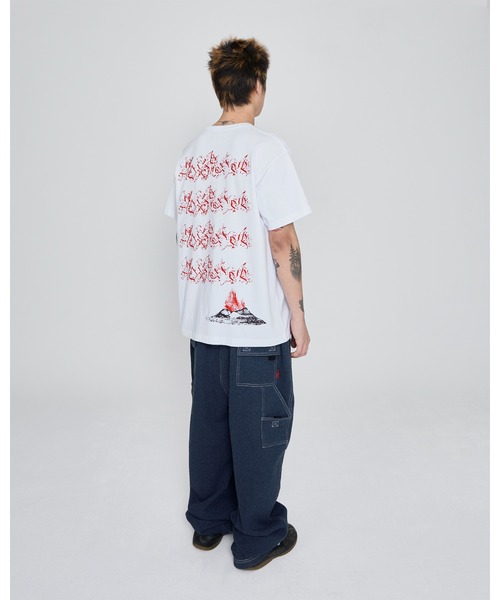 YESEYESEE(イエスアイシー)の「Volcanic Eruption Tee(Tシャツ/カットソー・メンズ・チャコール/グレー/ホワイト・S/M/L/XL)」の21枚目の写真