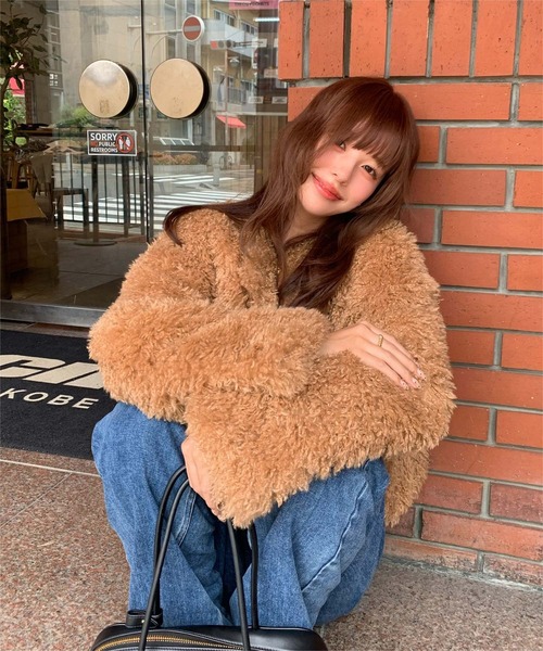 中綿キルティングプードルフェイクファージャケット（ダウンジャケット