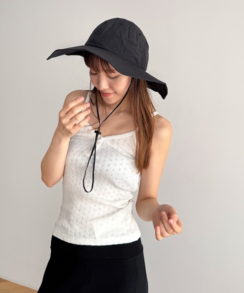 CANAL JEAN(キャナルジーン)の「El mar ドローコードナイロンハット(ハット・レディース・ベージュ/ブラック・ONE SIZE)」の1枚目の写真