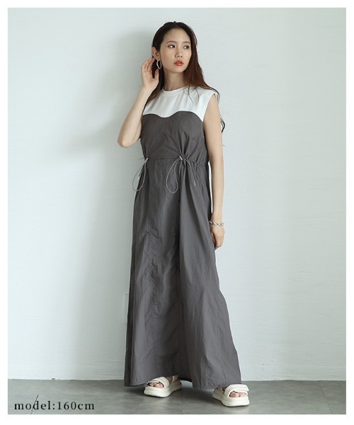 Sawa a la mode(サワアラモード)の「カットドッキングナイロンワンピース(ワンピース・レディース・モカ/ブラック×ホワイト・FREE)」の12枚目の写真