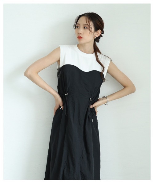 Sawa a la mode(サワアラモード)の「カットドッキングナイロンワンピース(ワンピース・レディース・モカ/ブラック×ホワイト・FREE)」の19枚目の写真