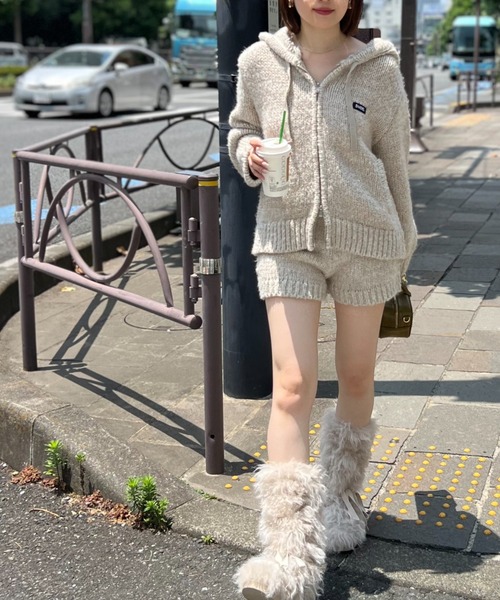 SNIDEL（スナイデル）の「ロービングニットフーディー（ニット/セーター・レディース・キャメル/グレー/アイボリー・F）」の14枚目の写真