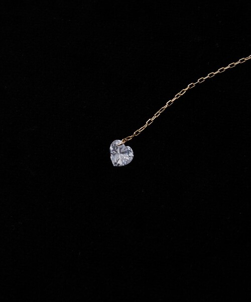 Firsthand（ファーストハンド）の「Firsthand/ファーストハンド K10 ハートアメリカンピアス / チェーンピアス / 両耳用（ピアス（両耳用）・レディース・ゴールド・ONE SIZE）」の3枚目の写真