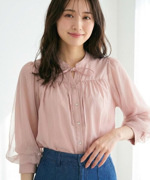 Feroux(フェルゥ)の「袖チュールリボンスキッパー ブラウス(シャツ/ブラウス・レディース・ホワイト系/ベージュ系/ピンク系・F)」の1枚目の写真