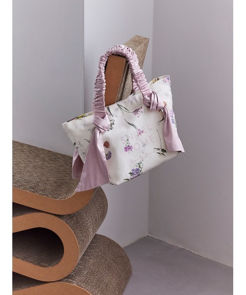SNIDEL HOME(スナイデルホーム)の「オーガニックキャンバストート -SMALL-(FLOWER)(トートバッグ・レディース・ピンク/ブラック・F)」の5枚目の写真