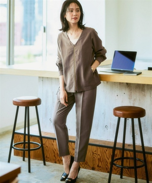 7days Life Styling（セブンデイズライフスタイリング）の「麻調合繊Vカラージップジャケット（しわになりにくい・接触冷感・ＵＶカット・ウォッシャブル）<大きいサイズ有>（その他アウター・レディース・チャコール/ネイビー/モカ・M/S/3L/LL/L）」の10枚目の写真