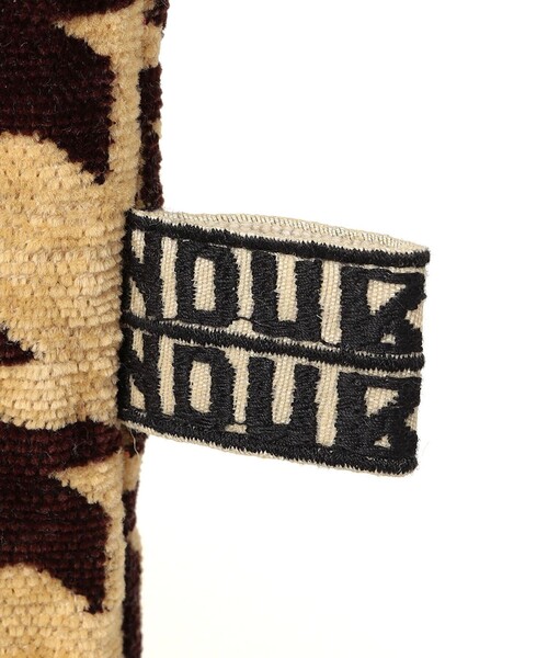 BINDU（ビンドゥー）の「【SHIPS any別注】BINDU: ジャカード 千鳥 トート バッグ（トートバッグ・レディース・ブラック/ベージュ・ONE SIZE）」の4枚目の写真