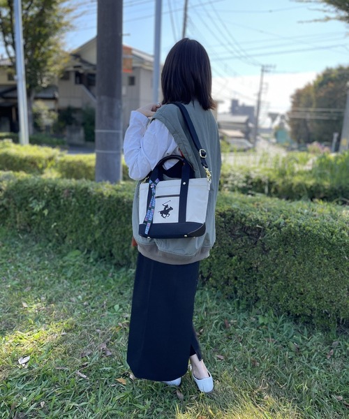 BACKYARD FAMILY(バックヤードファミリー)の「BEVERLY HILLS POLO CLUB キャンバストートバッグXS BH1006N(トートバッグ・レディース・アイボリー/チャコールグレー×ブラック/ダークブルー/ダークブラック・FREE)」の5枚目の写真