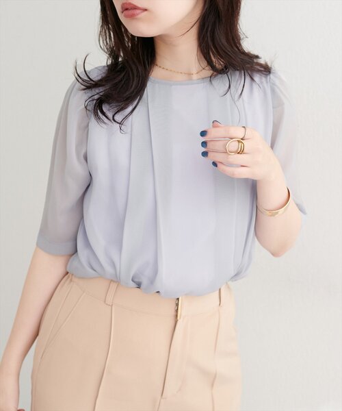 natural couture(ナチュラルクチュール)の「【WEB限定】ほんのりラメシアータックプリーツブラウス(シャツ/ブラウス・レディース・グレー/オフホワイト/ピンク/ミント/オレンジ/ブラック・FREE)」の18枚目の写真